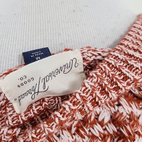 Universal Thread red marled knit sweater size medium - Picture 4 of 5